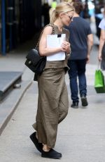 JENNIFER MORRISON Out in New York 04/19/2016
