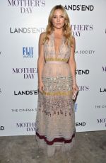 KATE HUDSON at 