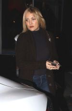 KATE HUDSON Out for Dinner at Carlitos Gardel Restaurant in West Hollywood 03/31/2016