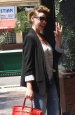 KATHERINE HEIGL Out for Lunch in Los Angeles 04/13/2016