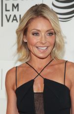 KELLY RIPA at 