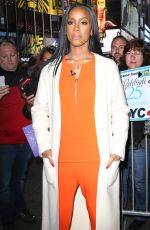 KELLY ROWLAND at 