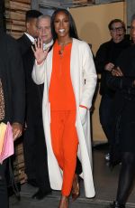 KELLY ROWLAND at 
