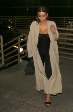 KIM KARDASHIAN Arrives at Her Hotel in Las Vegas 04/10/2016