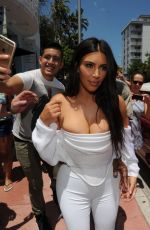 KIM KARDASHIAN Out and About in Miami 04/23/2016