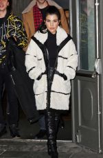 KOURTNEY KARDASHIAN Leaves a Restaurant in Los Angeles 04/17/2016