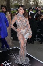 LIZZIE CUNDY at Asian Awards in London 04/08/2016