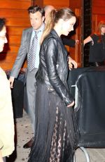 OLIVIA WILDE Leaves 