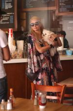 PARIS HILTON Shopping at Anastasia in Beverly Hills 04/21/2016