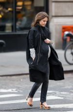 Pregnant KERI RUSSEL Out and About in Manhattan 03/19/2016