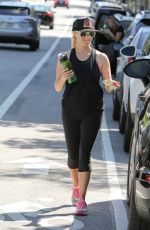 REESE WITHERSPOON Leaves a Gym in Los Angeles 04/18/2016