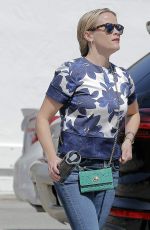 REESE WITHERSPOON Out and About in Santa Monica 04/12/2016