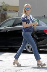 REESE WITHERSPOON Out and About in Santa Monica 04/12/2016