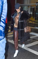 RIHANNA Leaves a Dentist