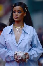 RIHANNA Leaves Her Apartment in New York 04/01/2016