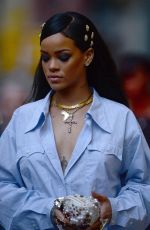 RIHANNA Leaves Her Apartment in New York 04/01/2016
