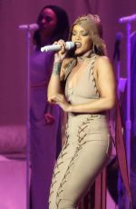 RIHANNA Performs at a Concert in Vancouver 04/23/2016