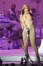 RIHANNA Performs at a Concert in Vancouver 04/23/2016