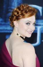 SOPHIE TURNER at 