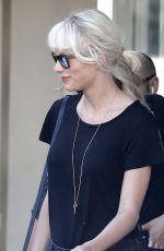 TAYLOR SWIFT at M Cafe in Beverly Hills 04/28/2016
