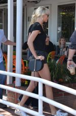 TAYLOR SWIFT at M Cafe in Beverly Hills 04/28/2016