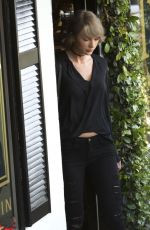 TAYLOR SWIFT Out and About in Brentwood 04/05/2016