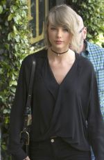 TAYLOR SWIFT Out and About in Brentwood 04/05/2016