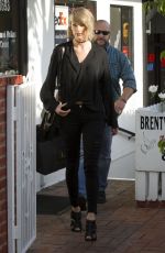 TAYLOR SWIFT Out and About in Brentwood 04/05/2016