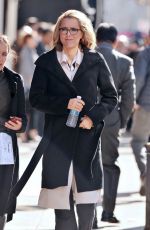 TEA LEONI on the Set of 