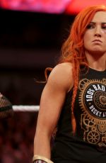WWE - aw Digitals 04/04/2016
