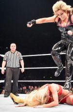 WWE in Paris