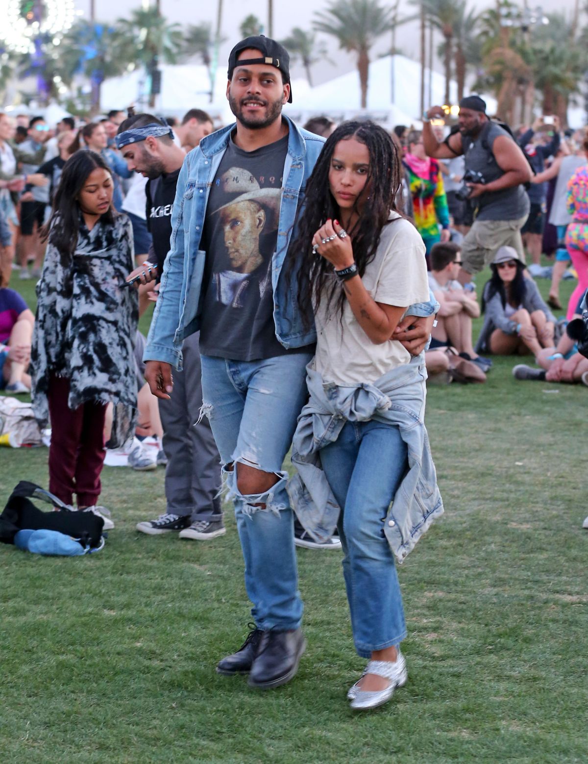 ZOE KRAVITZ at Coachella Valley Music and Arts Festival in Indio 04/15 ...