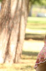 ALICIA ARDEN Pactices Her Golf Swing 05/23/2016