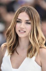 ANA DE ARMAS at 