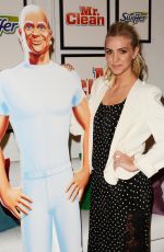 ASHLEE SIMPSON at Swiffer & Mr. Clean Event in new York 05/17/2016