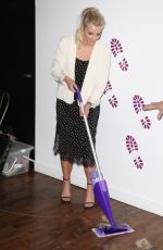 ASHLEE SIMPSON at Swiffer & Mr. Clean Event in new York 05/17/2016