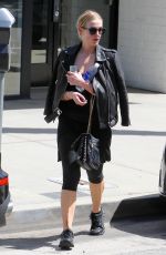 ASHLEE SIMPSON Leave a Gym in Los Angeles 05/03/2016