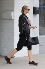 ASHLEE SIMPSON Leaves Tracey Anderson Gym in Sherman Oaks 05/19/2016
