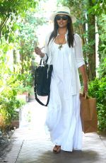 CAMILA ALVES Shoping at Chloe Boutique on Melrose Place 05/09/2016
