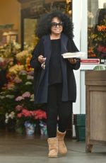DIANA ROSS at Bristol Farms in Beverly Hills 05/13/2016