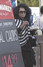 DIANA ROSS Leaves Bristol Farms in Beverly Hills 05/09/2016
