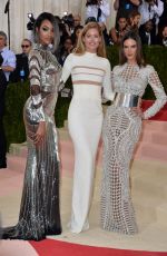 DOUTZEN KROES at Costume Institute Gala 2016 in New York 05/02/2016