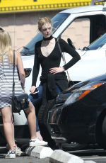 ELLE FANNING at Baskin Robbins in Los Angeles 05/27/2016