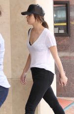 HAILEE STEINFELD Arrives at a Doctor