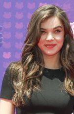 HAILEE STEINFELD at 2016 Radio Disney Music Awards in Los Angeles 04/30/2016