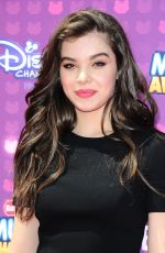 HAILEE STEINFELD at 2016 Radio Disney Music Awards in Los Angeles 04/30/2016