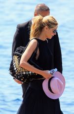 HEIDI  KLUM Arrives at Eden Roc Hotel in Antibes 05/17/2016