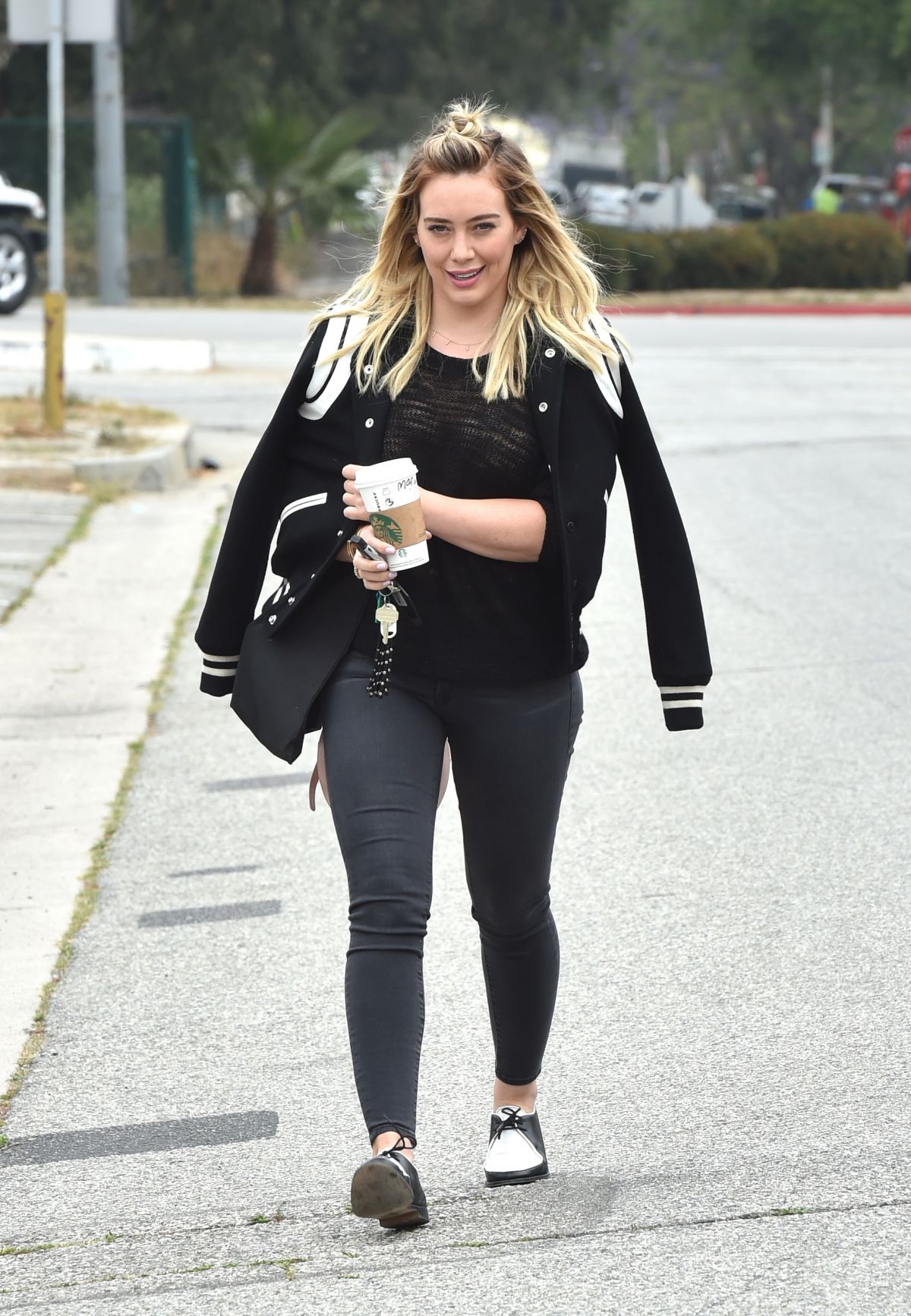 HILARY DUFF Out in Los Angeles 05/04/2016 – HawtCelebs