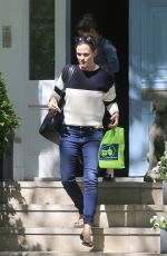 JENNIFER GARNER Leaves Her House in London 05/24/2016