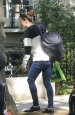 JENNIFER GARNER Leaves Her House in London 05/24/2016